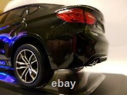 1/18 Scale BMW X6 M Dealer Edition Diecast Model Car