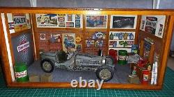 1/18 scale Goodwood revival wooden Diorama Display case with usb lights diecast