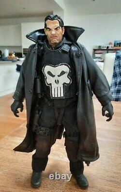 1/6 scale Marvel Studios Limited Collectors Edition Punisher 12 inch Figure 2003