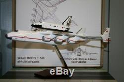 1200 Scale Antonov AN-225 CCCP-82060 Buran Space Shuttle Die-Cast Model Plane