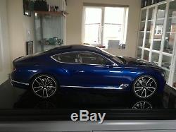 18 MR Collection 2018 NEW BENTLEY CONTINENTAL GT (Large Scale Dealer Edition)