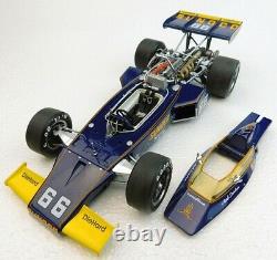 1972 McLaren M16 Indy 500 Winner Mark Donohue Diecast by Replicarz in 118 Scale