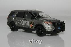 2017 Ford Explorer Pennsylvania PA State Trooper Police 164 Scale Diecast Model