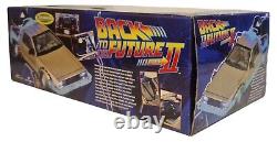 Back to the Future II /15th scale Time machine De Lorean- Limited edition