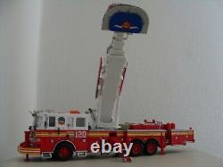 CODE 3 Collectibles FDNY Seagrave Aerialscope Ladder 120 1/64 Scale Die Cast