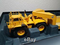 Caterpillar 776 Tractor with MET-185 Trailer CCM 148 Scale Diecast Model New