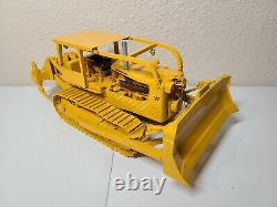 Caterpillar D9 Series D with Sweep ROPS Ripper First Gear 125 Scale Custom
