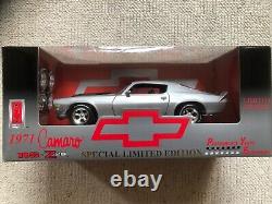 Chevrolet Camaro RS Z28 1971 Limited Edition 118 Scale by Ertl