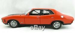 Classic Carlectables 18677 Ford XA Falcon Phase IV GT-HO Scale 118