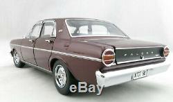 Classic Carlectables 18679 Ford XT GT Falcon Vintage Burgundy Scale 118