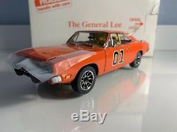 DANBURY MINT 1969 Dodge Charger General Lee The Dukes Of Hazard 124 Scale