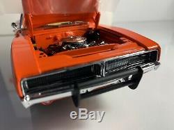 DANBURY MINT 1969 Dodge Charger General Lee The Dukes Of Hazard 124 Scale