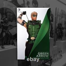 DC Comics Icons Green Arrow Limited Edition Sculpted Statue 1/6 Scale
