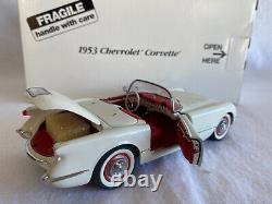 Danbury Mint Limited Edition 1953 Chevrolet Corvette White 124 Scale