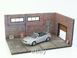 Diorama Model Kit in Scale 118 Display for die cast car models Brick Garage NEW