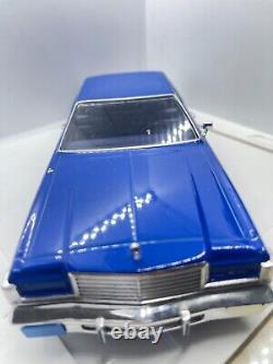 Dodge Royal Monaco 1977, Unforgettable Cars DIE CAST Scale 124 Limited Edition