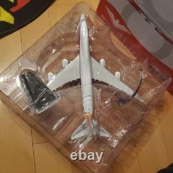 Eagle Boeing747-8I 1/200 Scale Limited Edition N6067E Rare With Box Hobby