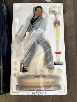 Elvis Presley Sideshow Premium Figure 1/4 Scale Limited Edition #167/500