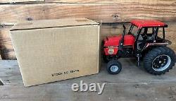 Ertl Case IH Model 2594 Toy Tractor 1985 Collector's Edition 1/16 Scale, NIB