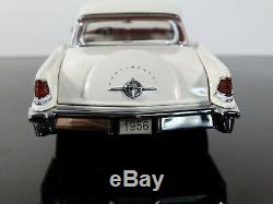 Franklin Mint 1956 Lincoln Continental Mark II Limited 124 Scale Diecast Car