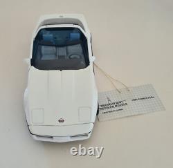 Franklin Mint 1983 Corvette Limited Edition 124 Scale Die Cast Model NEW in Box