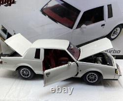 GMP 1/24 Scale Grand National Very Limited Edition RARE WHITE