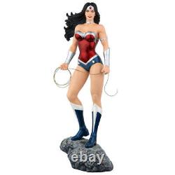 Highly Collectable Wonder Woman New 52 16th Scale Limited Edition Statue