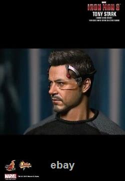 Hot Toys MMS191 Tony Stark (Armor Testing Version) 1/6 Scale Limited Edition