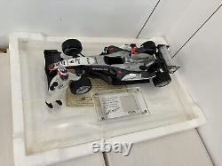 Hot Wheels Racing Kimi Raikkonen. McLaren Limited Edition Model. 1 18 Scale