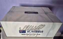 Hotwheels Williams F1 Bmw Mark Webber Racesuit Limited Edition 1/18 Scale