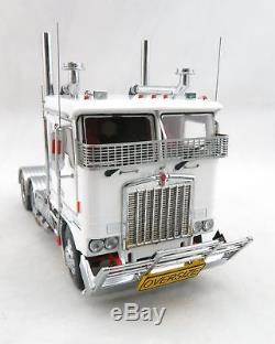 Iconic Replicas Kenworth K100G 6x4 Prime Mover White / Red Scale 150