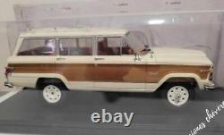 Jeep Grand Wagoneer 1983, Unforgettable Cars DIE CAST Scale 124 Limited Edition