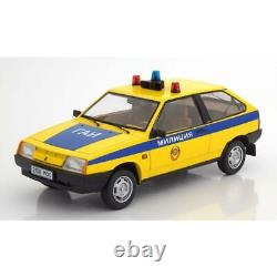 KK Scale Lada Samara 1984 Russian Police yell/blue Limited Edition 250 pcs 11