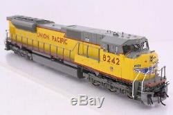 Kato HO scale Union Pacific EMD SD-90/43MAC With DCC Cab# 8242 37-6362