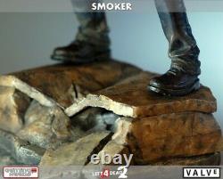 Left 4 Dead 2 Gaming Heads Smoker 15 Scale Statue Figure Limited Edition MIB