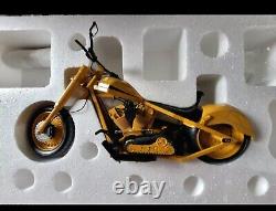 Limited Edition Caterpillar 110 Scale Die-Cast model Motorcycle One Tough Ride