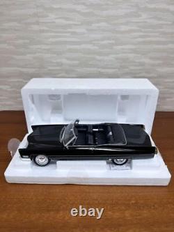 Limited Edition KK-Scale Cadillac DeVille Cabriolet 1/18
