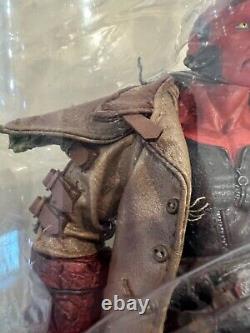 Mezco HELLBOY (Movie) 7 scale San Diego Comic Con Exclusive Ivan Ltd. Ed