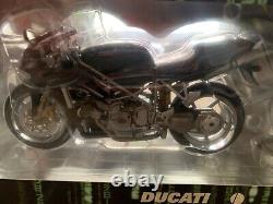 Minichamps 1/12 scale Ducati 996 Matrix Reloaded Limited Edition