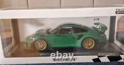 Minichamps 118 Scale Porsche 911 GT2 R2 (991.2) Limited Edition