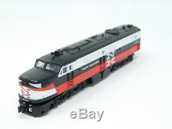 N Scale Con-Cor 0001-008517 NH New Haven McGinnis 6-Car Passenger Set withDiesels