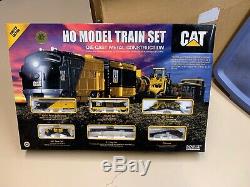 Norscot Caterpillar HO Scale Train Set, NIB, Limited Edition 4079 of 5500