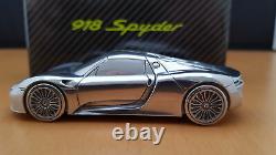 Porsche 918 Spyder Chrome model scale 143 Paperewight