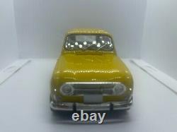 Renault 4 (1968) Unforgettable Cars DIE CAST Scale 124 Limited Edition