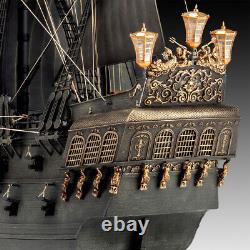 Revell Model Kit 05699 Pirates of the Caribbean Black Pearl Scale 172 895 Parts