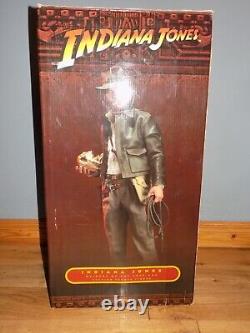 Sideshow Indiana Jones Premium Format 1/4 Scale Limited Edition Statue Raiders