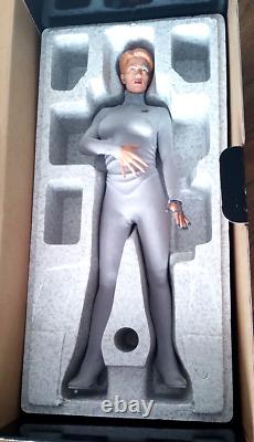 Sideshow Star Trek Premium Format 14 Scale, Seven of Nine, Limited Edition