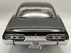 Supernatural 1967 Chevrolet Impala Sport Sedan Greenlight Artisan Scale 1/18