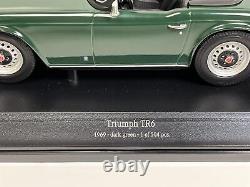 Triumph TR6 1969 Dark Green Limited Edition LHD 118 Scale Minichamps 155132036