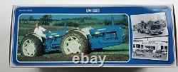 Uh Doe Triple D New Performance Tractor 1/16 Scale Limited Edition 1000pcs